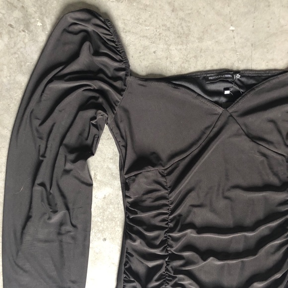 NWT PrettyLittleThing long sleeve bodycon black dress size 12 - Picture 3 of 5